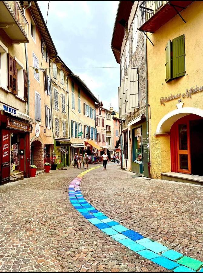 Chic & Moderne Au Coeur De La Vie Embrunaise Bagian luar foto